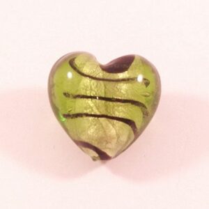 Bulligt grönt glashjärta 20 mm