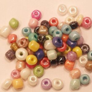 Blandade färger av seed beads 4 mm