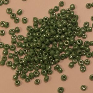 Seed beads opaque grön 2mm
